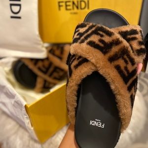 Meet your Posher, Alif